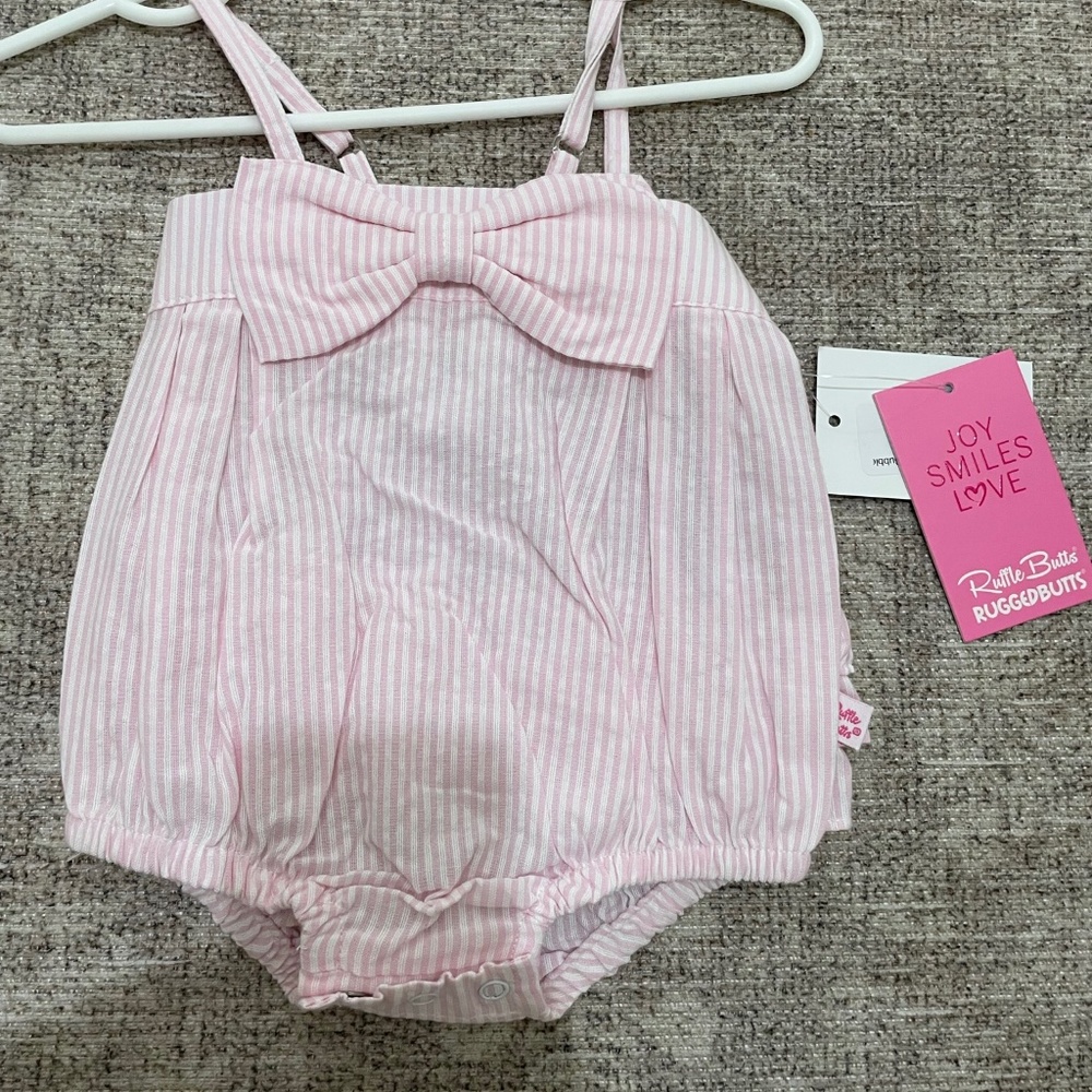 Ruffle Butts Pink Seersucker Bow Front Bubble Romper 3m